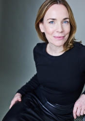 LAURA MAIN